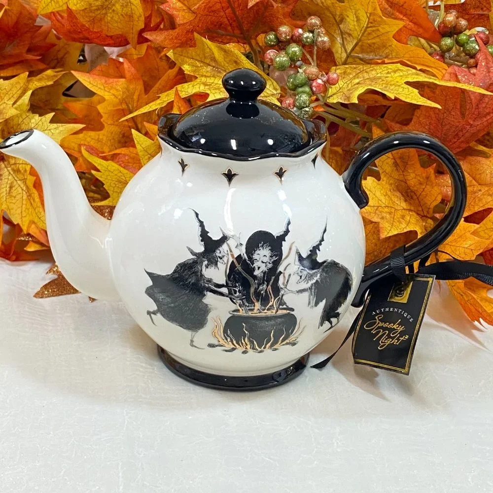Potter’s Studio Witch’s Brew Halloween Teapot Witch Coven New Decor Spooky Night